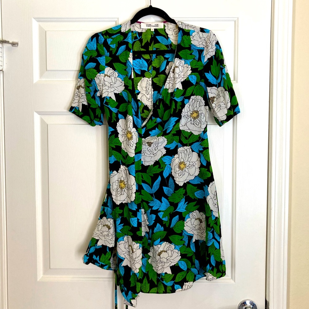 Diane Von Furstenberg Floral Mini Wrap Dress